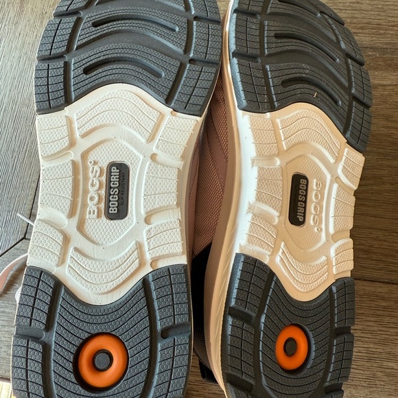 Bogs misty rose steel toe sneakers - Picture 8 of 8